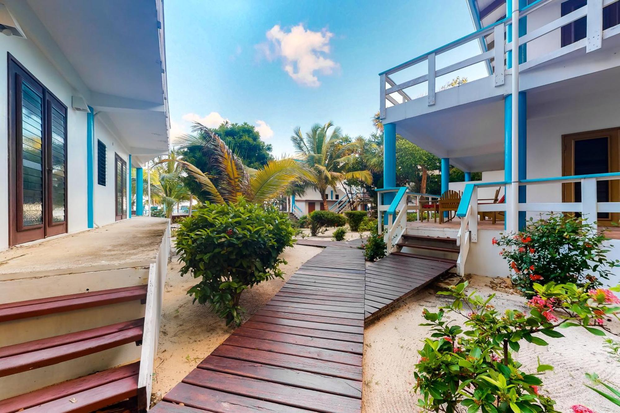 Beachside Villas Gold Standard Certified Placencia Ruang foto